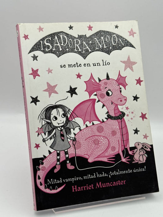 Isadora Moon se mete en un lío - Harriet Muncaster - Portada