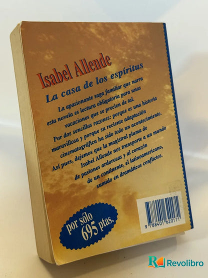 Foto 2 de La casa de los espíritus de Isabel Allende, libro de segunda mano