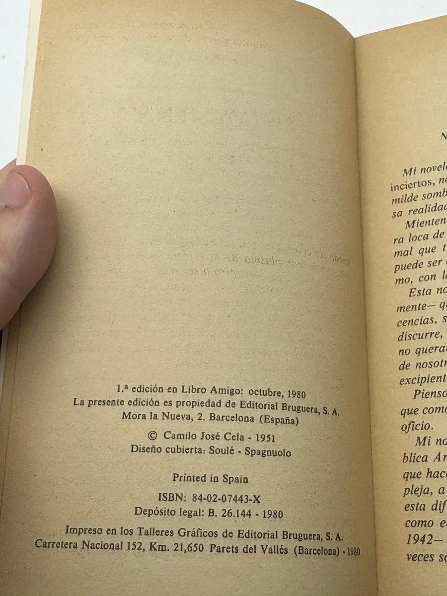 Foto 2 de La Colmena de Camilo José Cela, libro de segunda mano