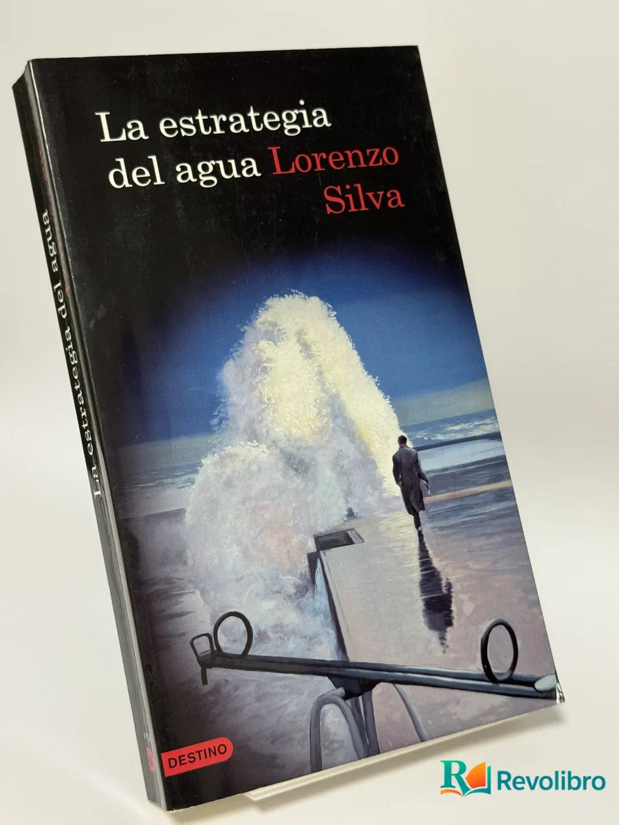 Portada de La estrategia del agua de Lorenzo Silva, libro de segunda mano