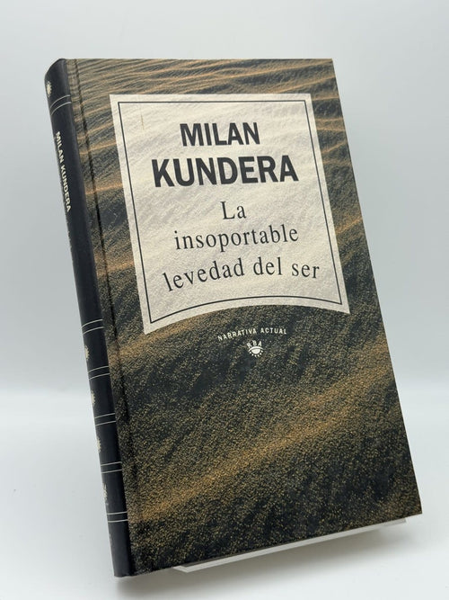 La insoportable levedad del ser - Portada