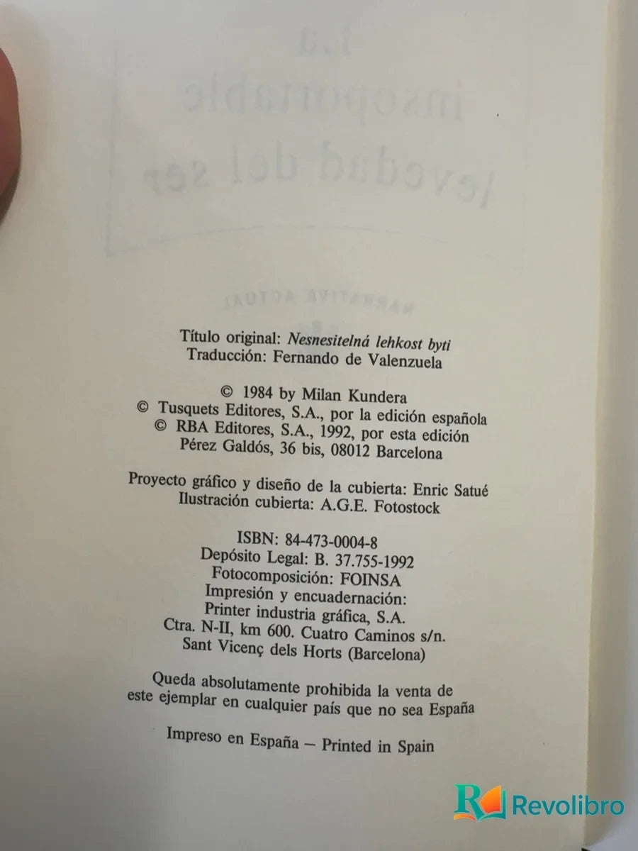 Foto 2 de La insoportable levedad del ser de Milan Kundera, libro de segunda mano