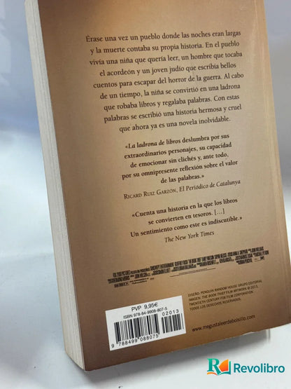 Foto 2 de La ladrona de libros de Markus Zusak, libro de segunda mano