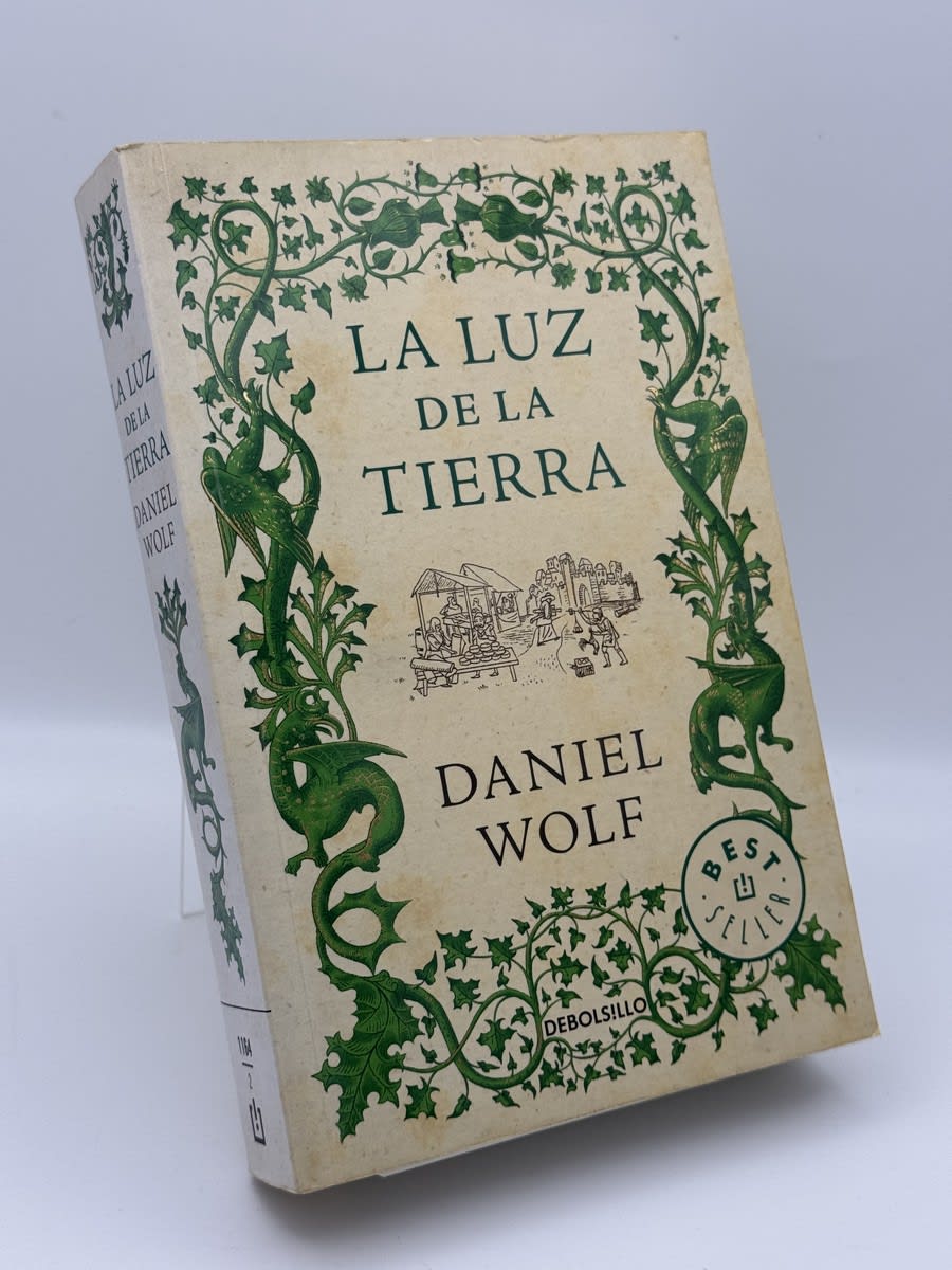 Portada de La luz de la tierra de Daniel Wolf, libro de segunda mano