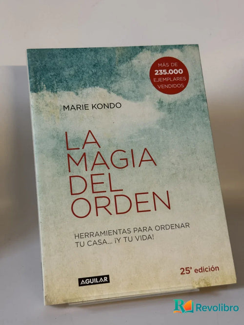 Portada de La Magia del Orden de Marie Kondo, libro de segunda mano