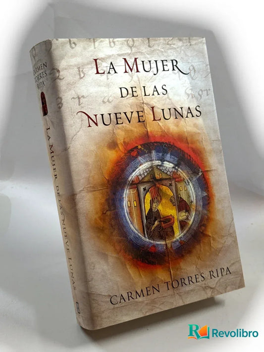 Portada de La mujer de las nueve lunas de Carmen Torres Ripa, libro de segunda mano