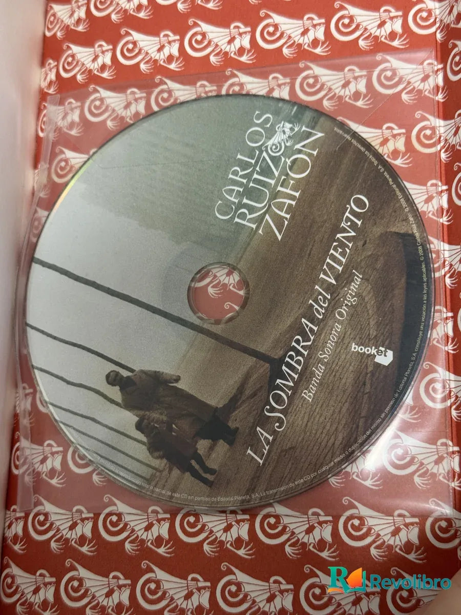 Foto 2 de La sombra del viento de Carlos Ruiz Zafón, libro de segunda mano