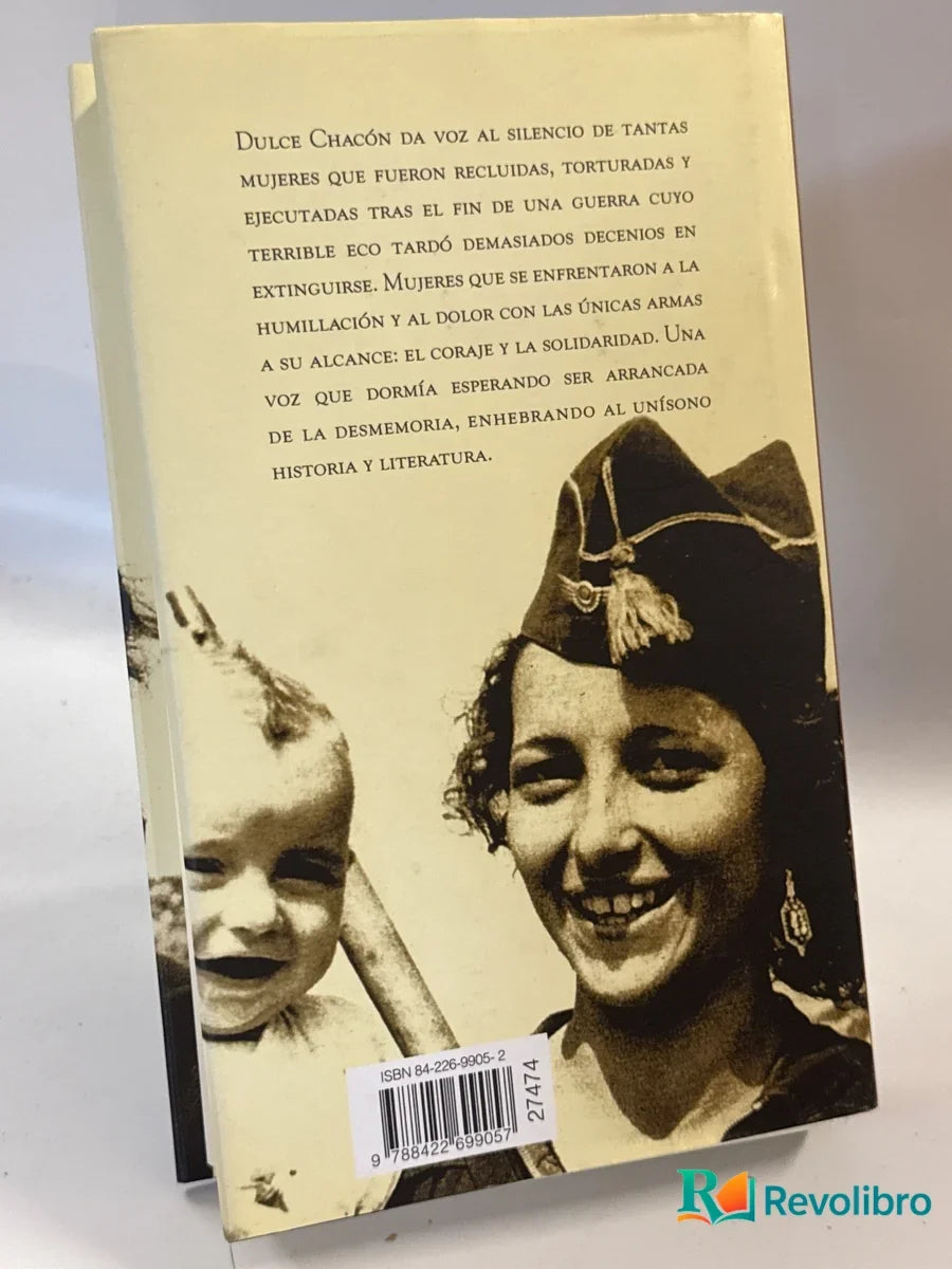 Foto 2 de La voz dormida de Dulce Chacón, libro de segunda mano