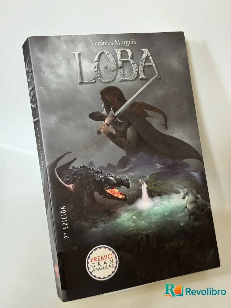 Portada de Loba de Verónica Murguía, libro de segunda mano