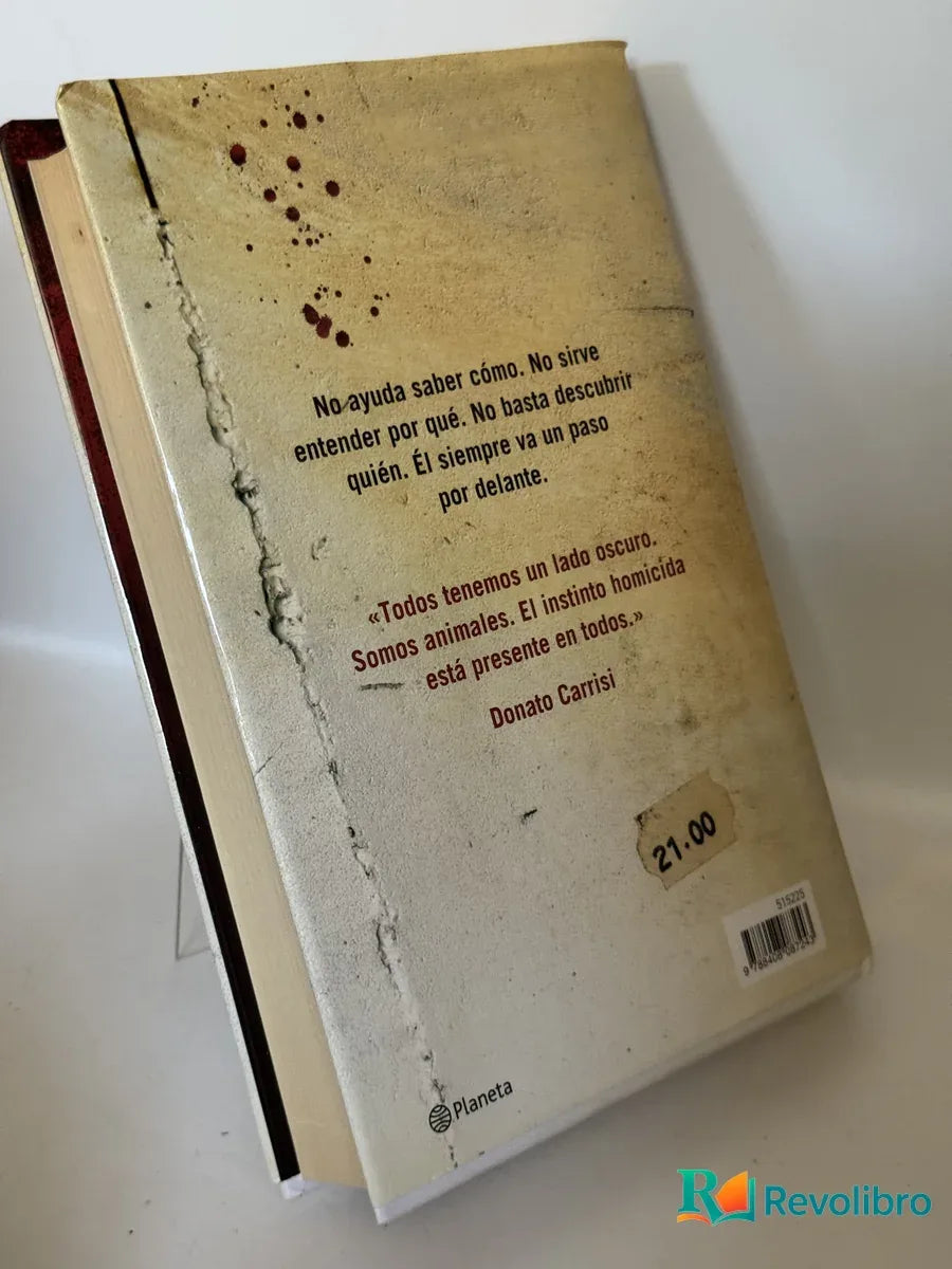 Foto 2 de Lobos de Donato Carrisi, libro de segunda mano