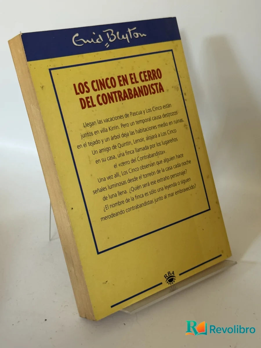 Foto 2 de Los cinco en el cerro del contrabandista de Enid Blyton, libro de segunda mano