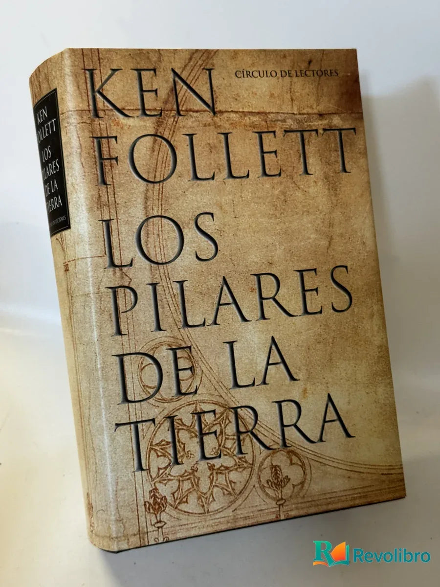 Portada de Los pilares de la Tierra de Ken Follett, libro de segunda mano