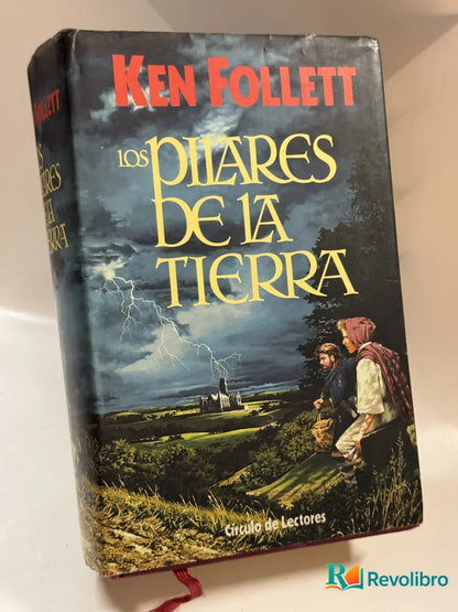 Portada de Los pilares de la Tierra de Ken Follett, libro de segunda mano