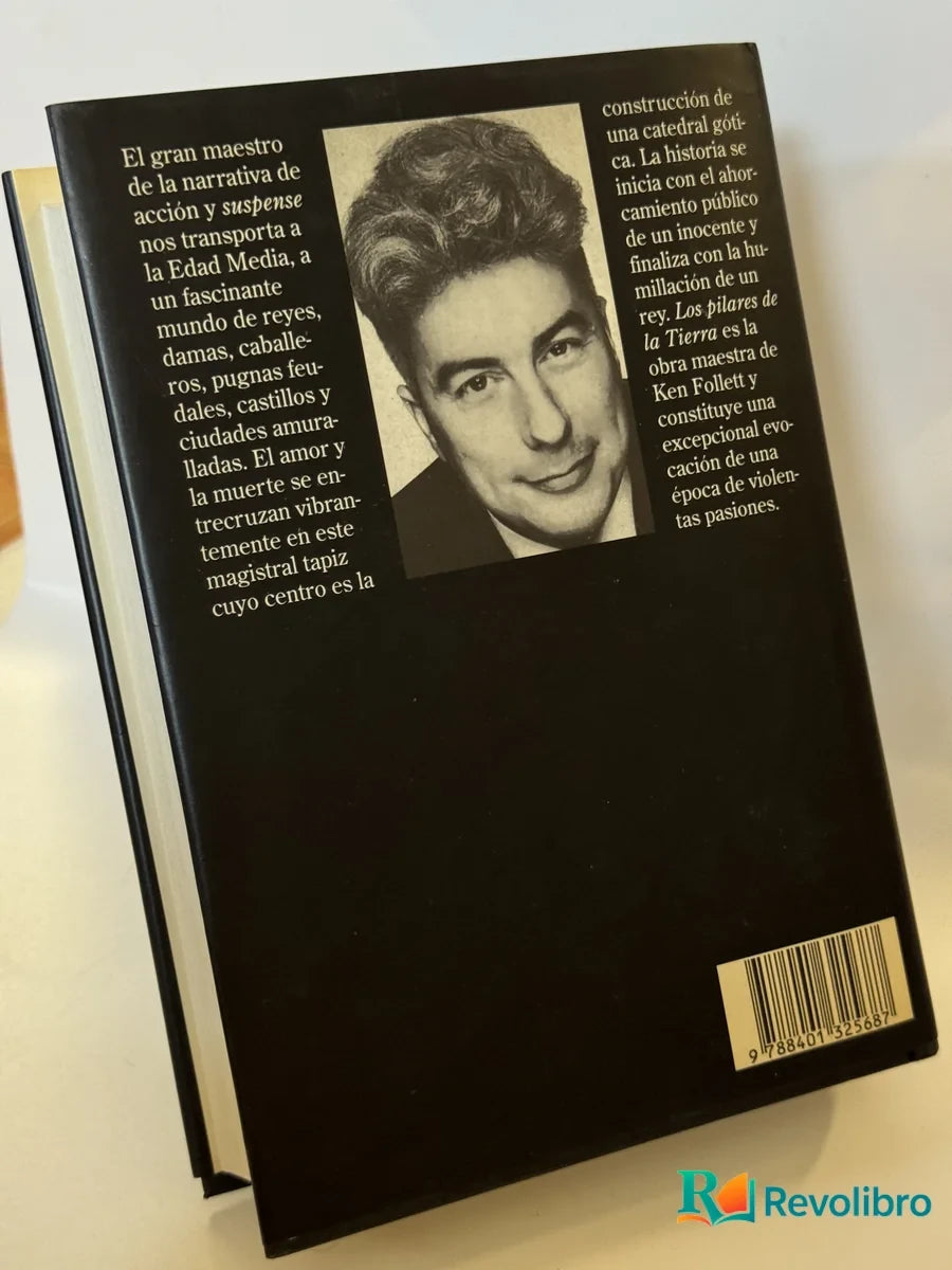 Foto 3 de Los Pilares de la Tierra de Ken Follett, libro de segunda mano