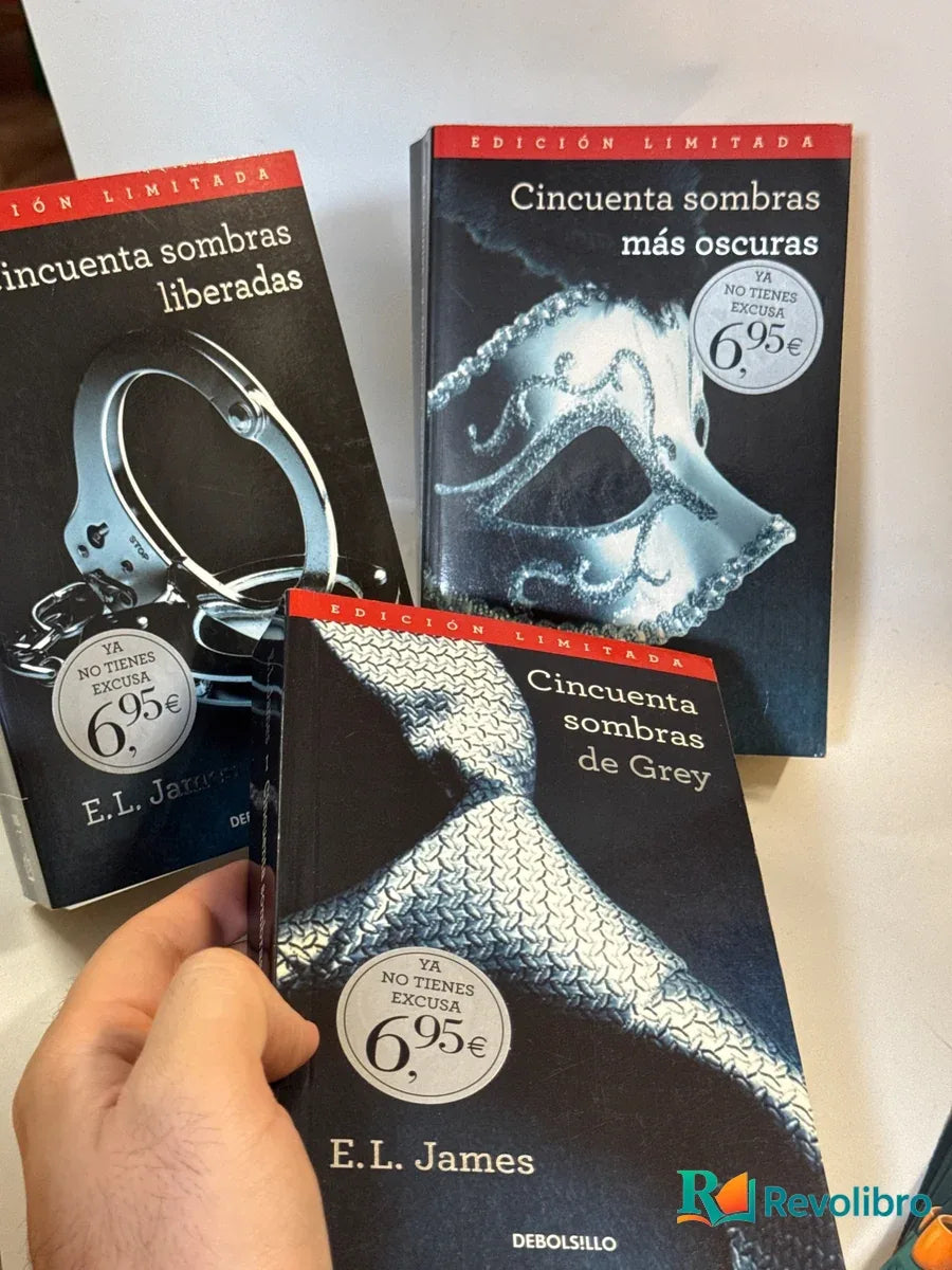 Portada de Lote Cincuenta sombras 3 libros de E.L. James, libro de segunda mano