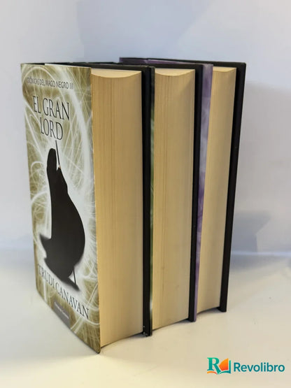 Foto 2 de Lote Crónicas del Mago Negro 3 tomos de Trudi Canavan, libro de segunda mano