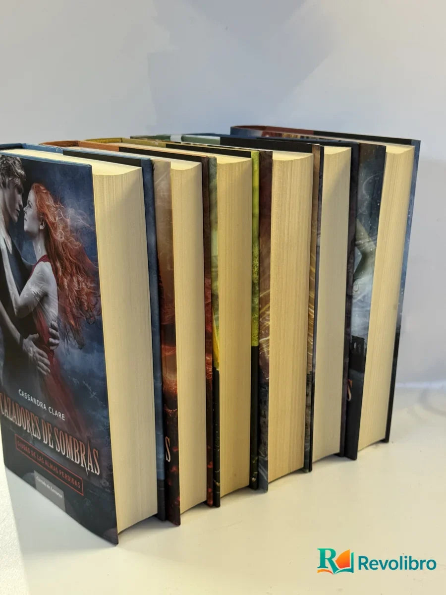Foto 2 de Lote saga completa Cazadores de Sombras de Cassandra Clare, libro de segunda mano