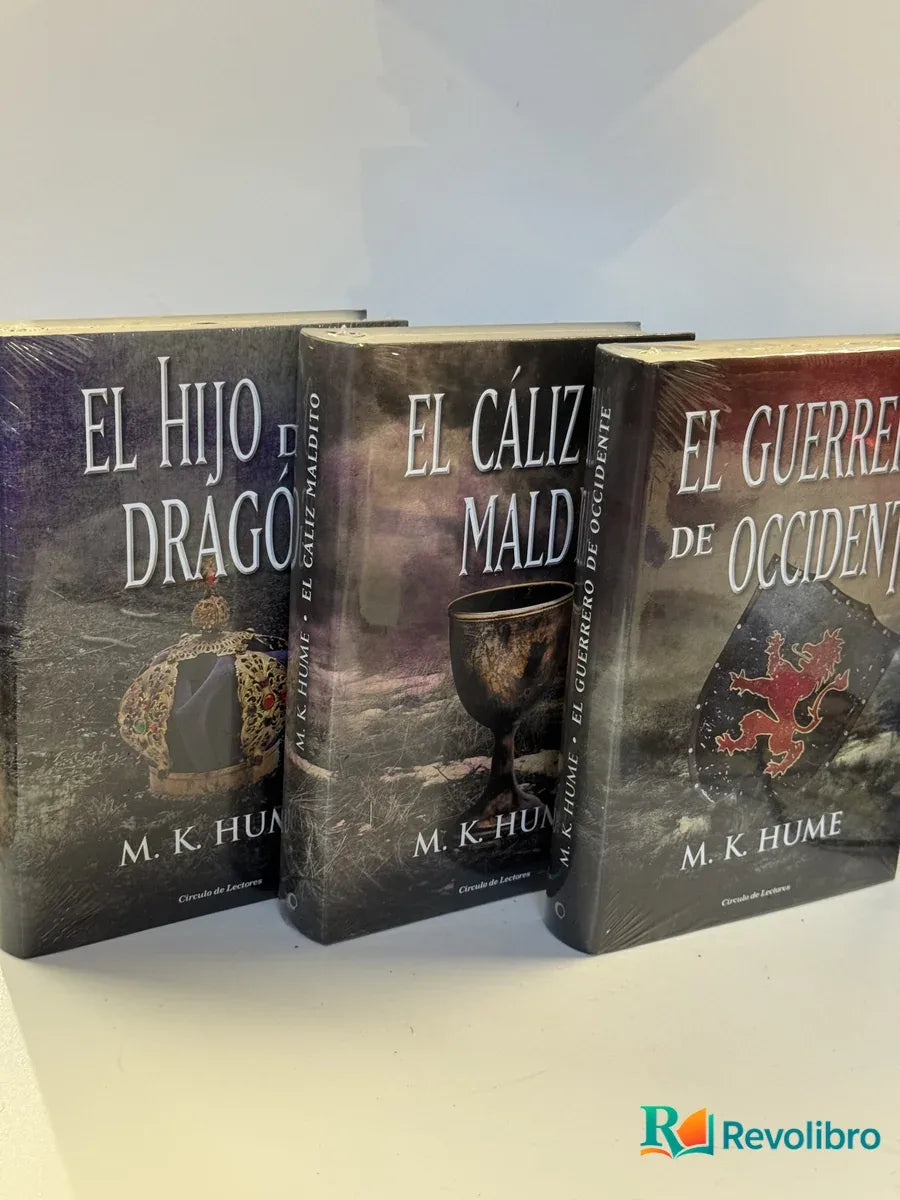 Portada de Lote Trilogía del Rey Arturo de M. K. Hume, libro de segunda mano