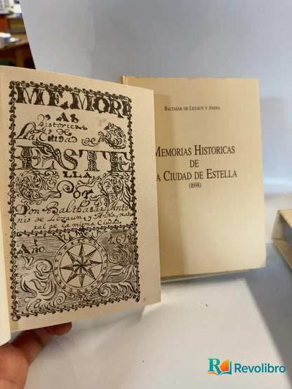 Portada de Memorias históricas de la ciudad de Estella de Baltasar de Lezaun y Andía, libro de segunda mano