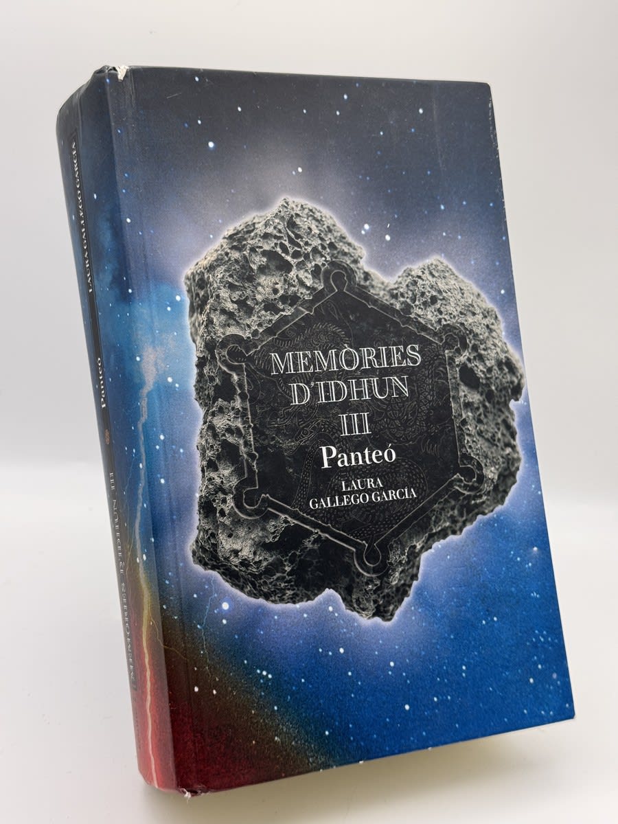 Portada de Memòries d'Idhun III. Panteó - Laura Gallego de Laura Gallego, libro de segunda mano