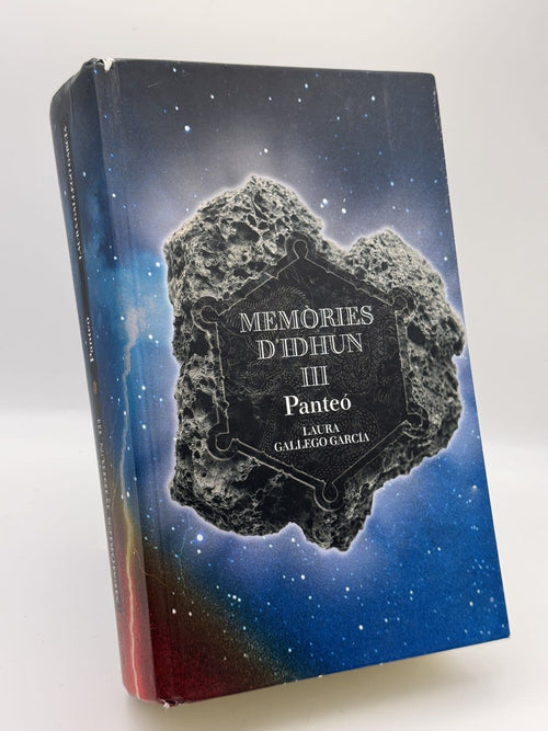 Portada de Memòries d'Idhun III. Panteó - Laura Gallego de Laura Gallego, libro de segunda mano