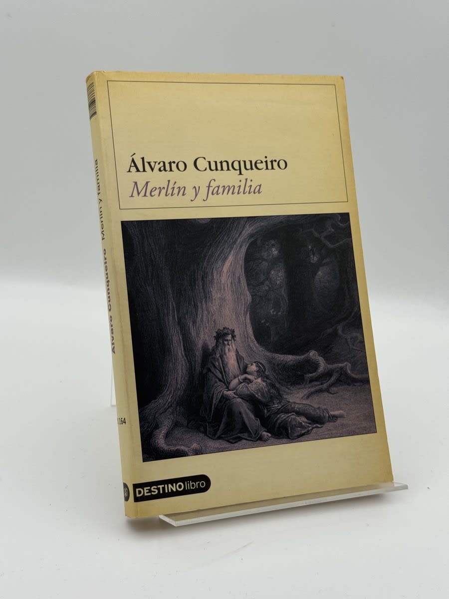 Portada de Merlín y familia de Álvaro Cunqueiro, libro de segunda mano