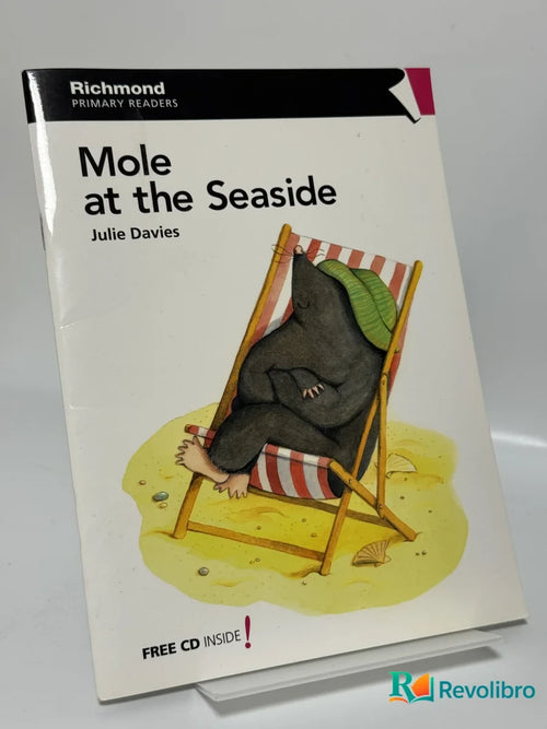 Portada de Mole at the Seaside de Julie Davies, libro de segunda mano