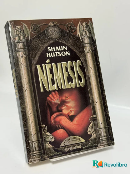 Portada de Némesis de Shaun Hutson, libro de segunda mano
