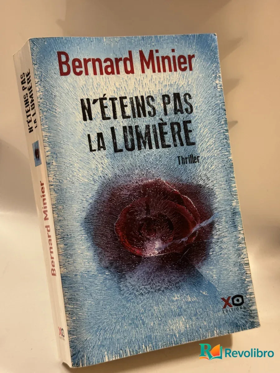 Portada de N'éteins pas la lumière de Bernard Minier, libro de segunda mano