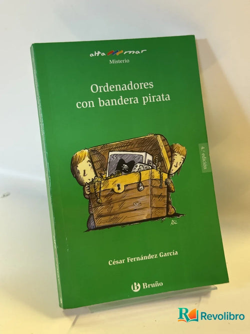 Portada de Ordenadores con bandera pirata de César Fernández García, libro de segunda mano