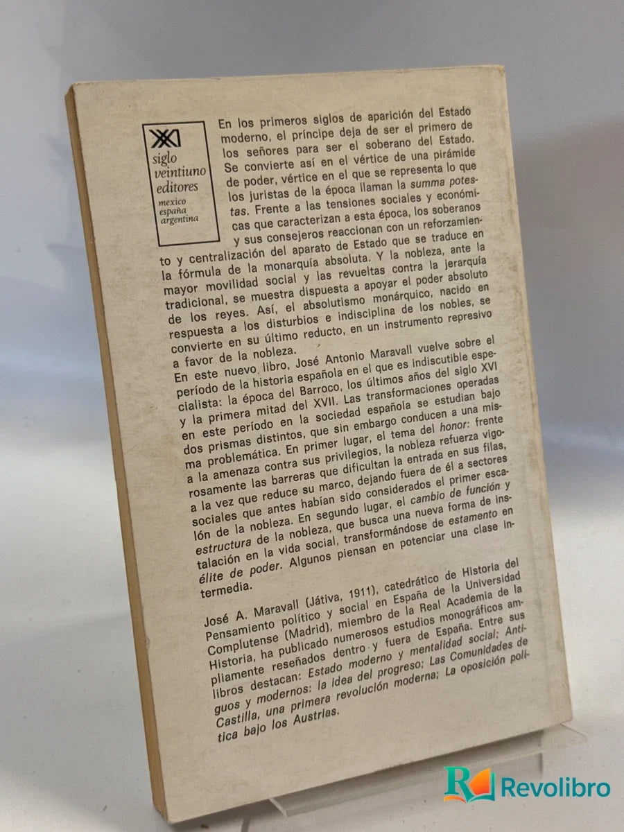 Foto 2 de Poder, honor y élites en el siglo XVII - 1ª edición de José Antonio Maravall, libro de segunda mano