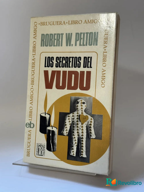 Portada de Los secretos del vudú de Robert W. Pelton, libro de segunda mano