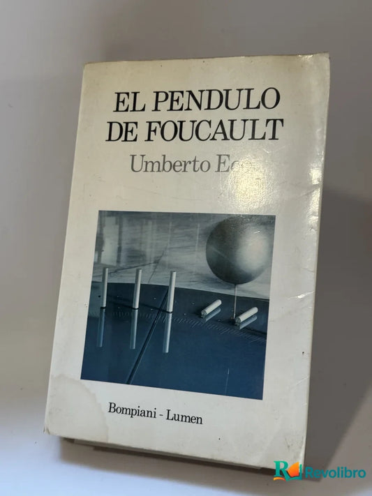 Portada de El péndulo de Foucault de Umberto Eco, libro de segunda mano