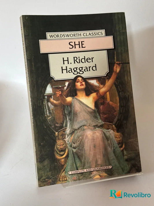 Portada de She de H. Rider Haggard, libro de segunda mano