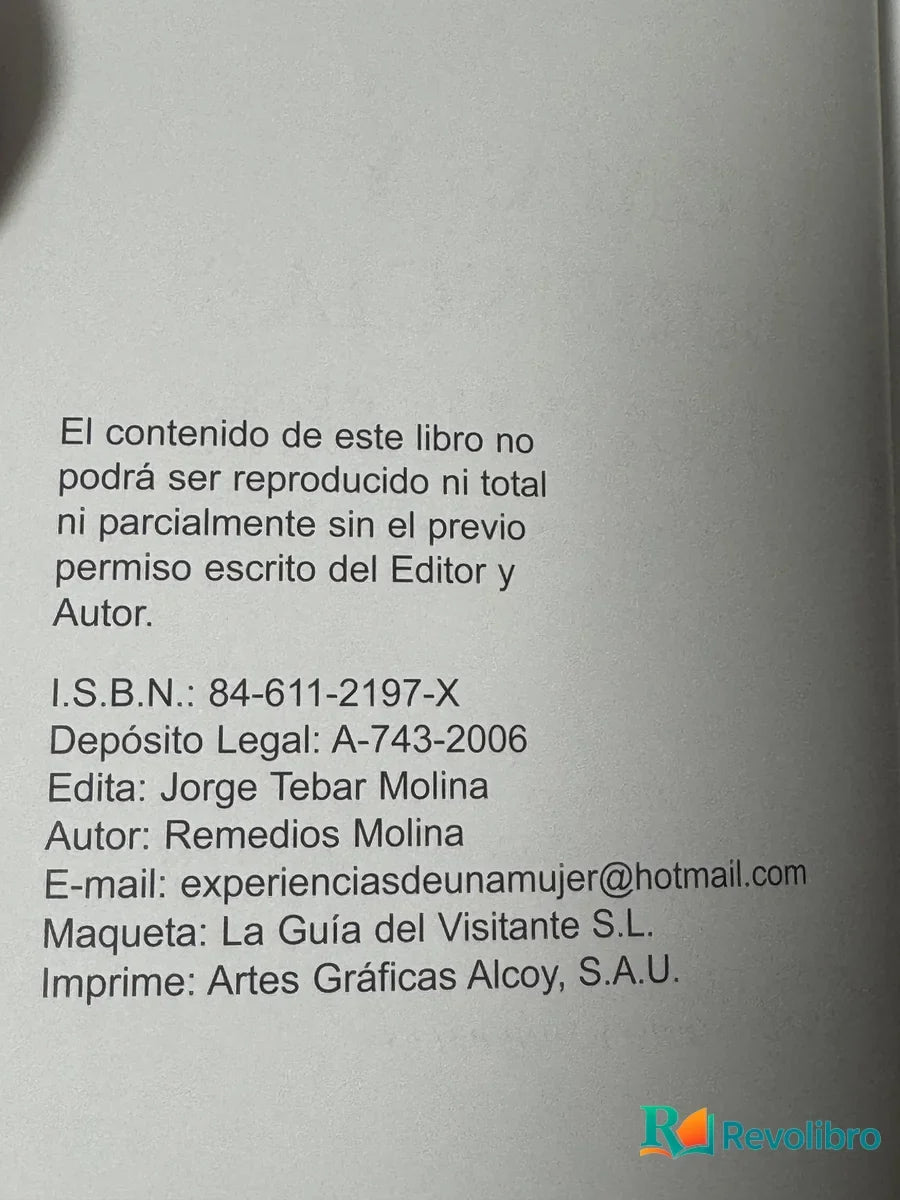 Foto 2 de Síntomas y experiencias de una mujer de Remedios Molina, libro de segunda mano