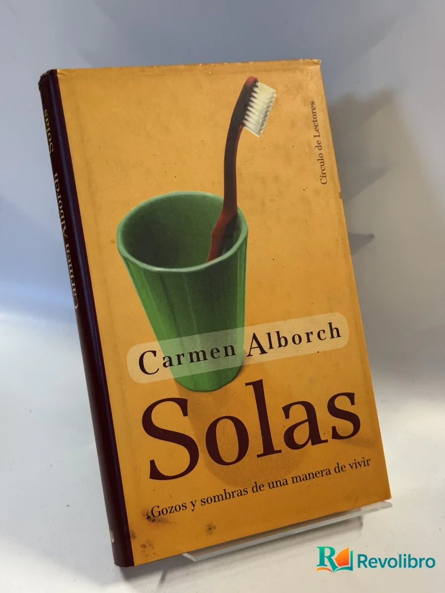 Portada de Solas de Carmen Alborch, libro de segunda mano