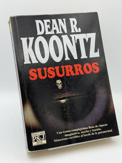 Portada de Susurros de Dean Ray Koontz, libro de segunda mano