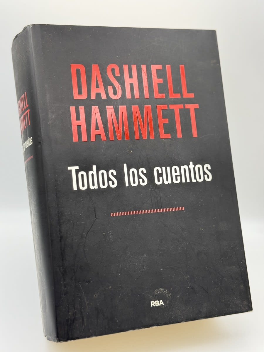 Portada de Todos los cuentos de Dashiell Hammett, libro de segunda mano