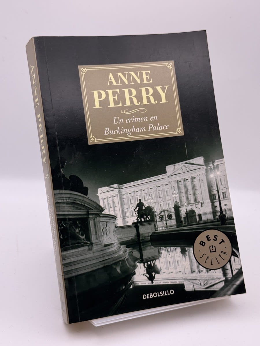 Un crimen en Buckingham Palace - Anne Perry - Portada