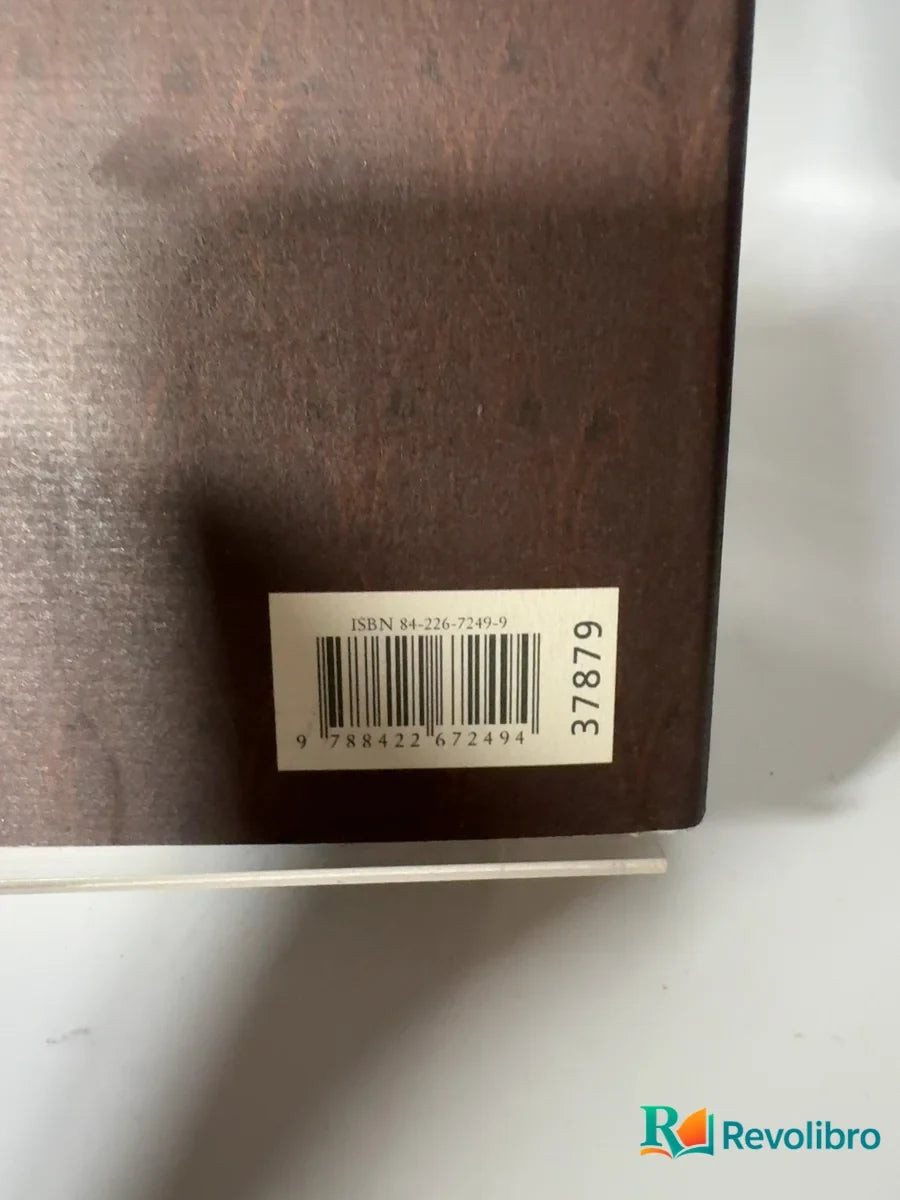 Foto 3 de Un santo asesinado de Paul Harding, libro de segunda mano