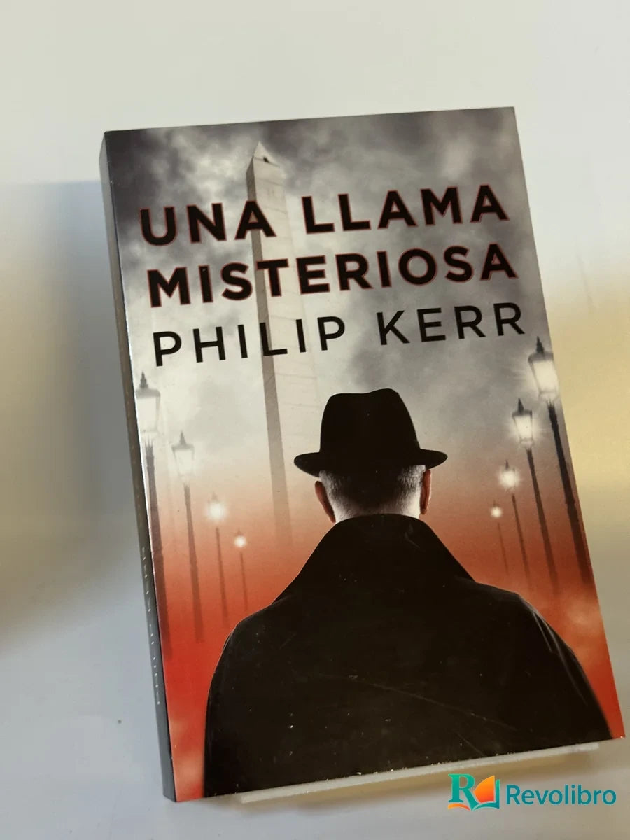 Portada de Una Llama Misteriosa de Philip Kerr, libro de segunda mano