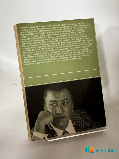 Foto 2 de ... y al tercer año, resucito de Fernando Vizcaíno Casas, libro de segunda mano